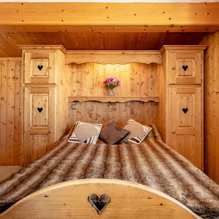 Apartment Joivy Mont Blanc Views Slopeside Gem *